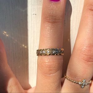 9 ct solid gold midi ring